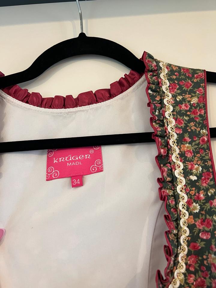Krüger Madl Dirndl weinrot pink samt grün Blumen Wiesn 34 in München