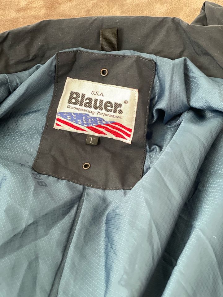 Blauer Jacke 30€ in Köln