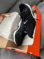 Nike Damenschuhe gr. 37,5 Neu Berlin - Tempelhof Vorschau