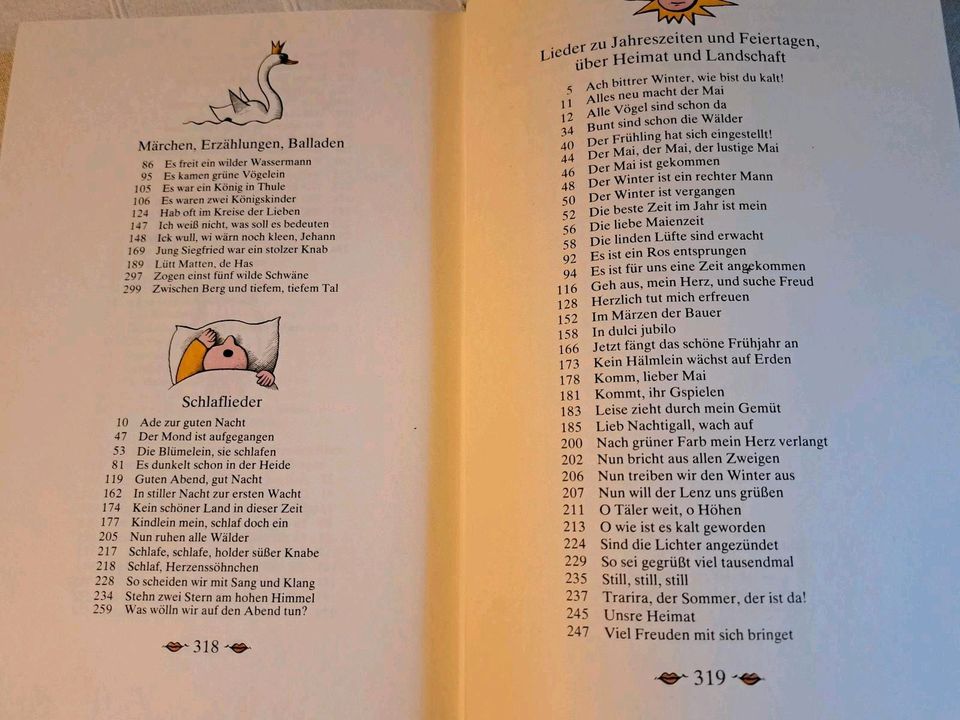 Liedertruhe LiederBuch ERSTAUSGABE 1984 in Altenburg