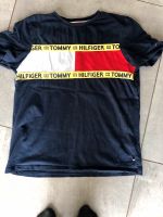 Tommy Hilfiger t Shirt gr 176 Schleswig-Holstein - Reinbek Vorschau