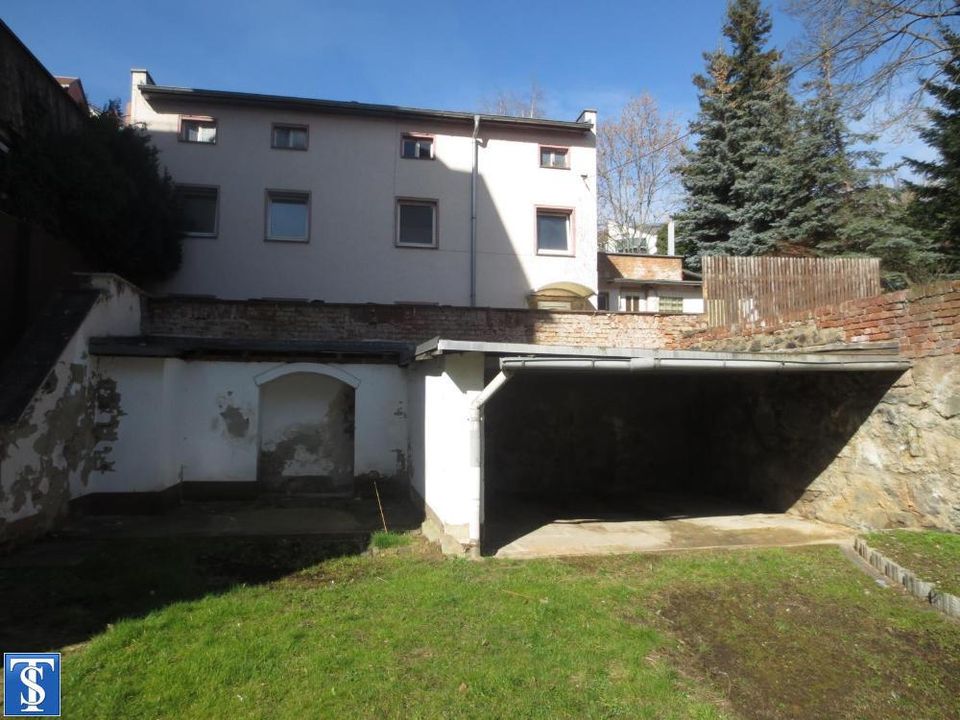 Einfamilienhaus mit Garage (zum sanieren und individuell gestalten) zentrumsnah in Plauen in Plauen