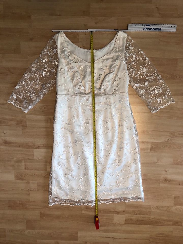 Brautkleid ivory Spitze Perlen Kurz, Unikat, Neu ungetragen in Solingen