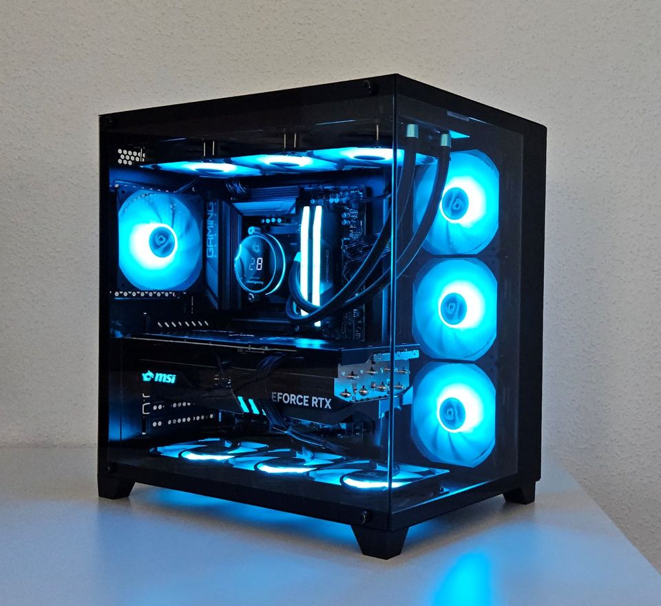 Ultra RGB Gaming PC | RTX 4080 SUPER | Intel i7 14700KF | 32GB DDR5 | 1TB | 2 Jahre Garantie in Beverungen