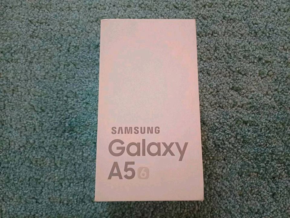 SAMSUNG Galaxy A5 2016 in Cham