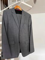 Hugo Boss Anzug Köln - Porz Vorschau