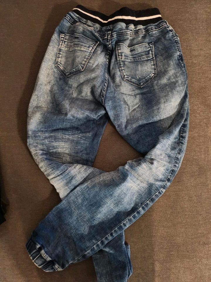 Jeans Hose zu verkaufen in Neubrandenburg