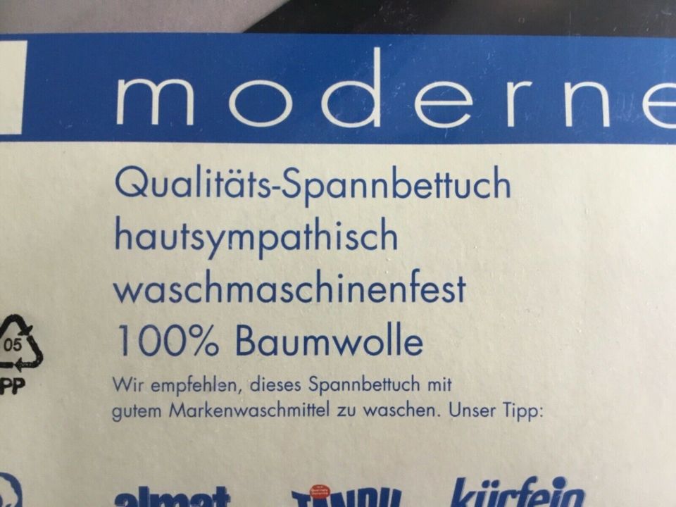 Qualitäts-Baumwoll-Spannbetttuch, Spannbettbezug in Köln