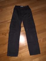 Bershka Cargohose Multicargo Gr. 34 XS Nordrhein-Westfalen - Kreuztal Vorschau