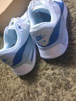 Nike Air Max Sneaker Herren Gr. 44,5 Neu OVP Bayern - Markt Schwaben Vorschau
