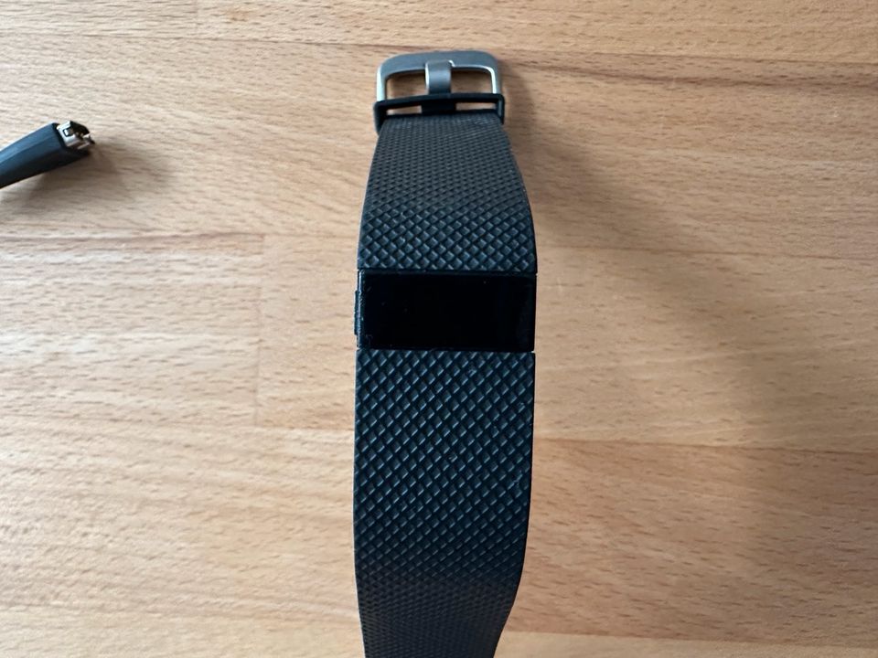 FitBit Charge HR Half Bar of Death in Berlin