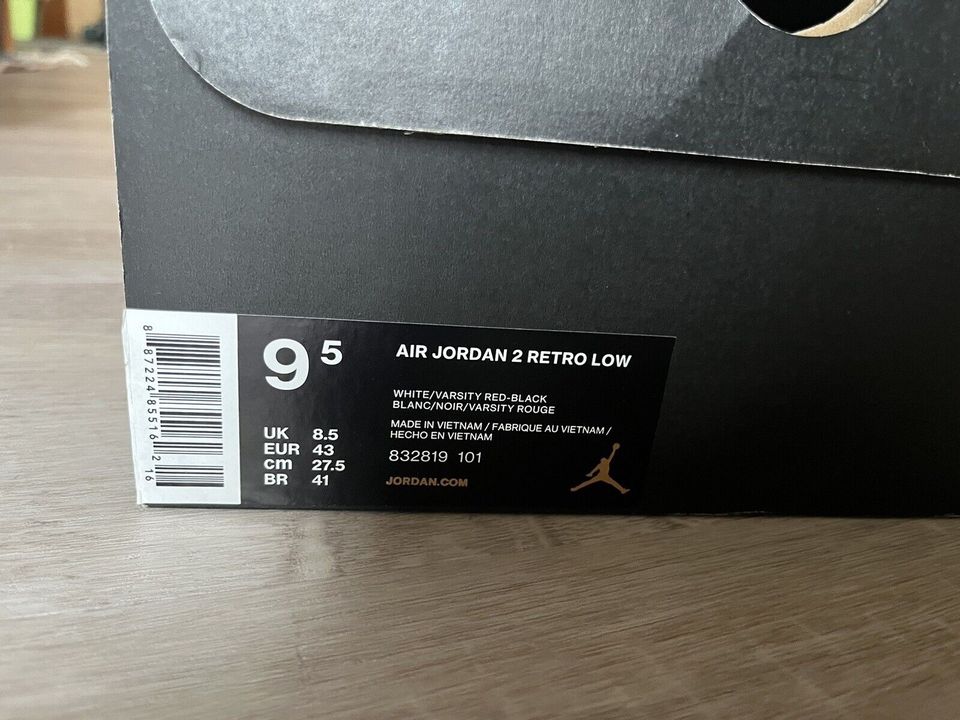 NIKE Air Jordan 2 Retro OG Chicago 2016 Low 43 9,5 Herren Sneaker in Lübeck