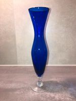 Tolle blaue schlanke Glas-Pokalvase Vintage 25 cm hoch Schleswig-Holstein - Rendsburg Vorschau