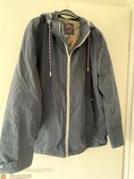 Schöne leichte Windjacke von mit abnehmbarer Kapuze Hamburg - Wandsbek Vorschau
