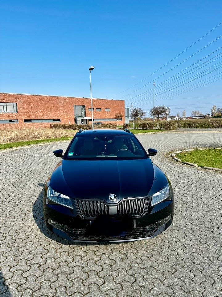 Skoda Superb 4x4 Sportline DSG (TÜV NEU) in Gifhorn