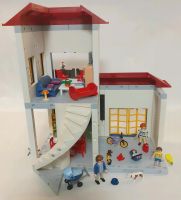 Großes Spielhaus playmobil mit Zubehör Niedersachsen - Goslar Vorschau