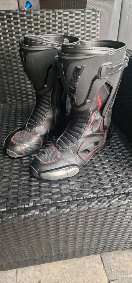 FLM Motorrad Sport Stiefel 3.0 in schwarz rot in Floh-Seligenthal