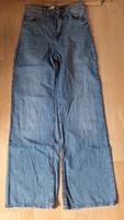 Verschiedene Hosen,  Größe XS,34, H&M, Jeans,Cordhose, Schlaghose Frankfurt am Main - Harheim Vorschau
