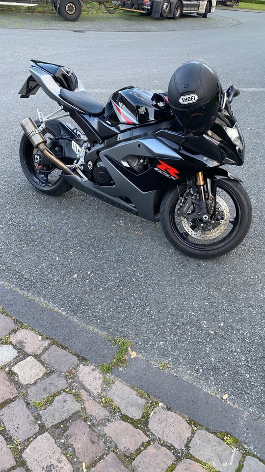 Suzuki GSXR 1000 K5/K6 in Herne