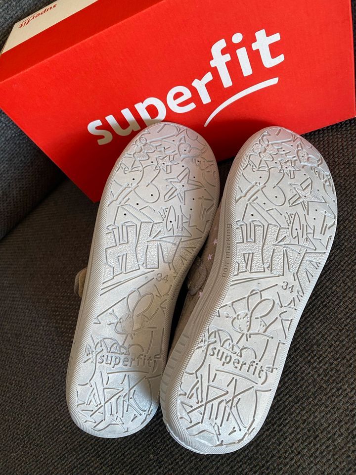 Mädchen Schuhe Superfit 34/ Neu in Langeln