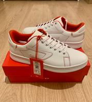 DIESEL S-Athene Sneaker, Weiß-Rot, Gr. 42, Brandneu, UVP 149€ Leipzig - Leipzig, Zentrum Vorschau
