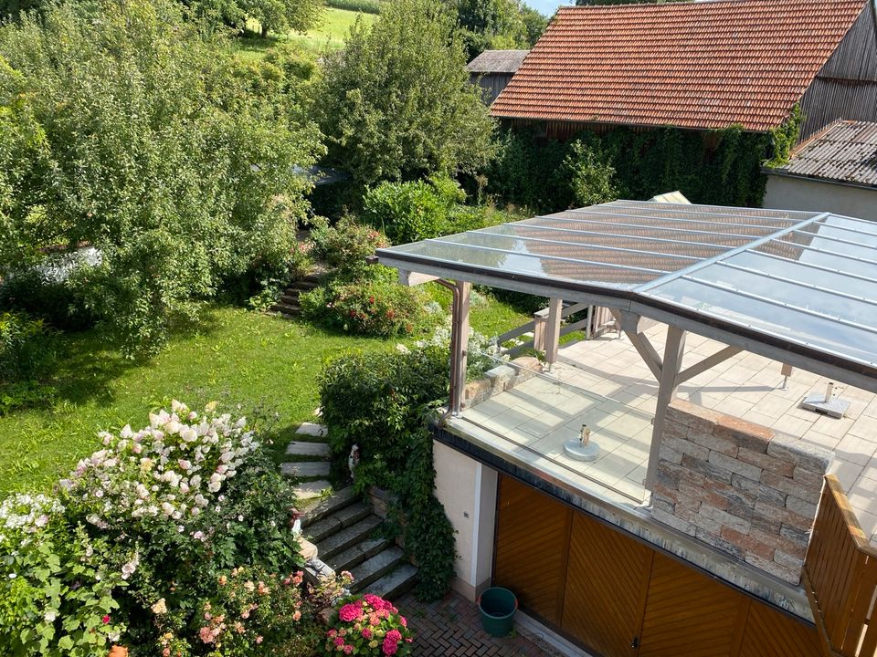 Mehrfamilienhaus mit Dachterrasse und Garten / Mietwohnung in Vohenstrauß