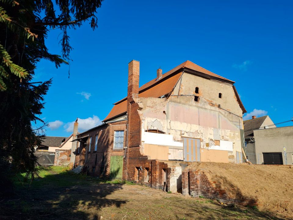 Dreifamilienhaus mit Gaststätte in Zörbig