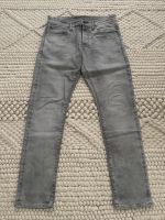 G-Star RAW 3301 Jeans Straight Tapered 31/32 Grau Sachsen - Oelsnitz/Erzgeb. Vorschau