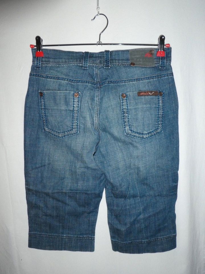 Schöner Jeans-Bermuda von Madoc in Gr. 40 – NEUWERTIG !!! in Pohlheim