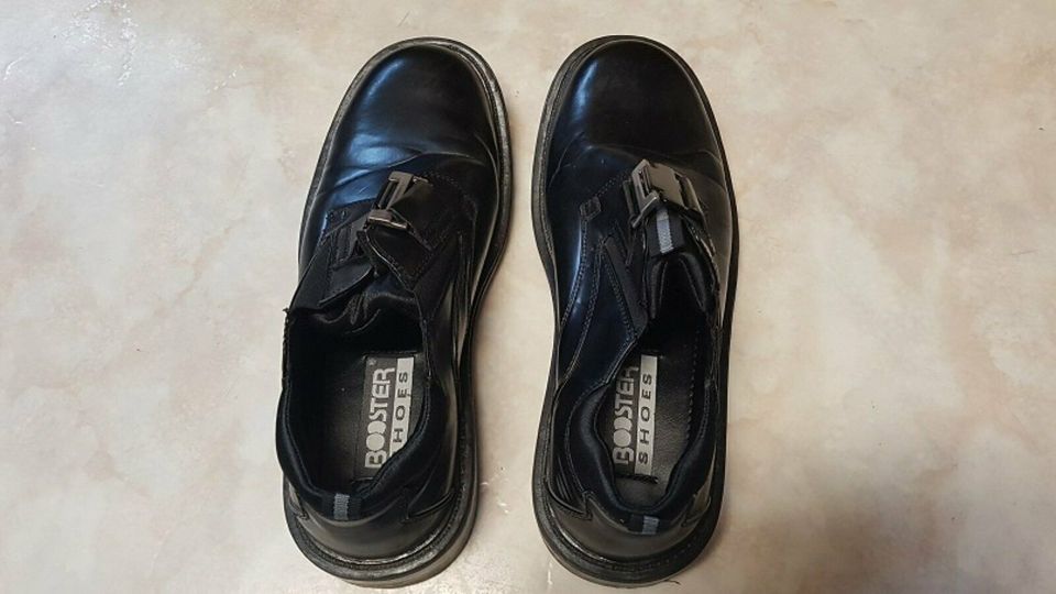 Herren Halbschuhe Leder Gr. 43 kaum getragen sehr gut erhalten in Viernau