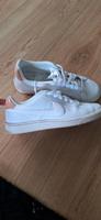 Damen NIKE Sneaker 38 München - Moosach Vorschau