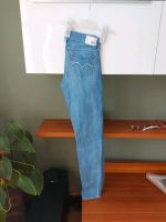 Levi's Demi Curve Low Rise Skinny hellblau 25 34 Jeans vintage Nordrhein-Westfalen - Uedem Vorschau