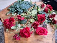 Rote Rosen künstlich Floristik Tischdeko Hochzeit Dekoblumen Sachsen - Wittichenau Vorschau