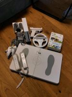 Wii Konsole mit 7 Spielen, Balance Board, Zubehör, Kabel, usw. Hessen - Buseck Vorschau