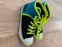 Converse Schuhe Neon Größe 32 neuwertig Chuck Sneaker Baden-Württemberg - Offenau Vorschau