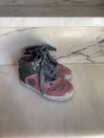 Geox Schuhe grau mit rosa und Herz *Gr. 27* Nordrhein-Westfalen - Bottrop Vorschau