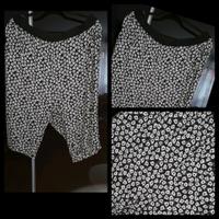 Tolle kurze Hose 52 plus Geschenk Saarland - Homburg Vorschau