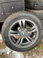 BMW X3 e83 originale neuwertige Alufelgen 235/55 R17  Allw. M+S Gröpelingen - Oslebshausen Vorschau