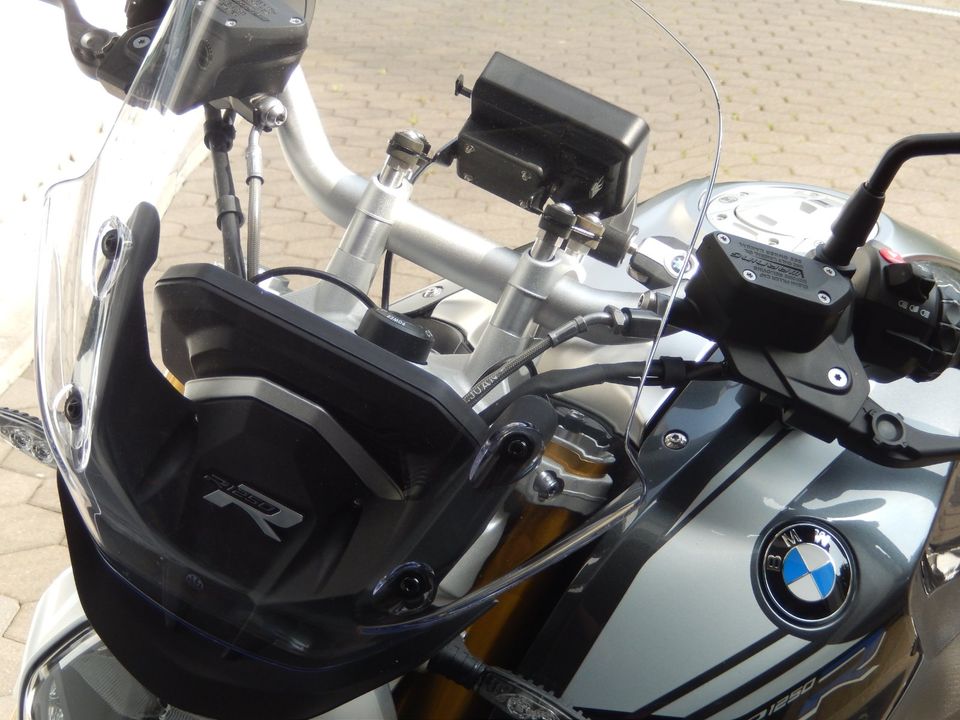 BMW  R1250R  Exclusive 3 Pakete SOS in Detmold