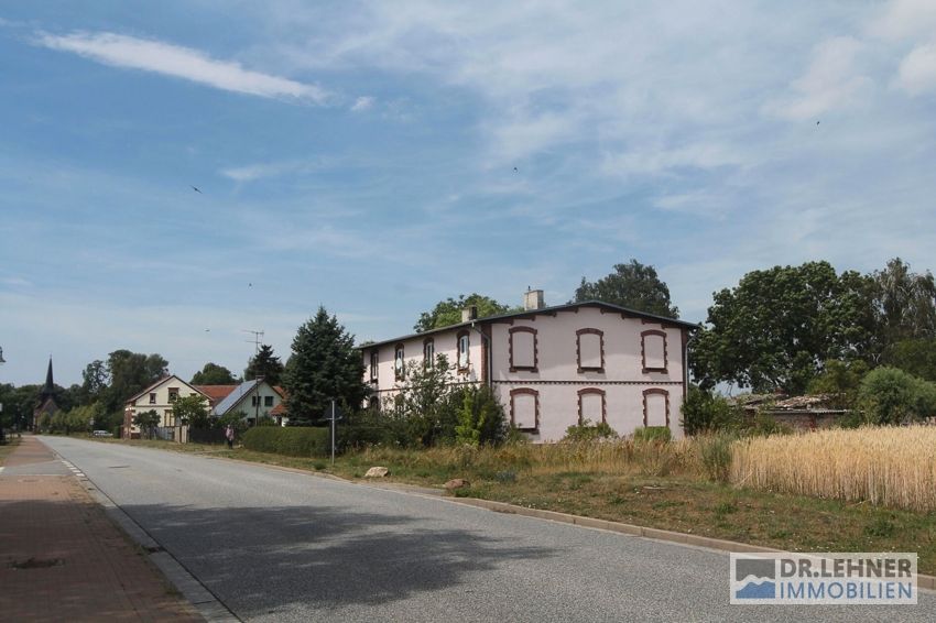 Dreifamilienhaus in Wusterhausen/Dosse OT Metzelthin- teilweise vermietet in Neustadt (Dosse)