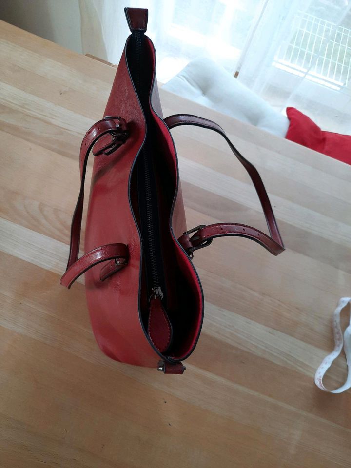 Handtasche Leder in Laatzen