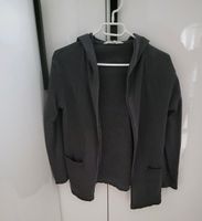 Kinder cardigan jungen jacke dunkelgrau gr 134/ 140 Nordrhein-Westfalen - Oberhausen Vorschau