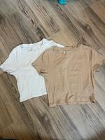 2 Crop-tops || weiß und braune Baby-Tees Schleswig-Holstein - Lübeck Vorschau