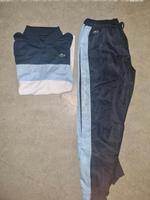 Lacoste Set T-Shirt und Hose Baden-Württemberg - Esslingen Vorschau