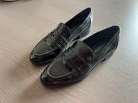 Tamaris Slipper Schuhe Gr. 39 TOP! NP. 70€! Hessen - Kassel Vorschau