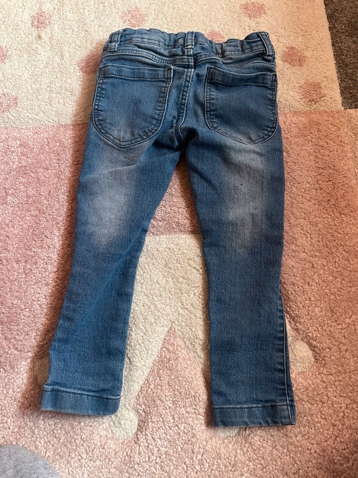 Jeans Größe 98 in Weissach