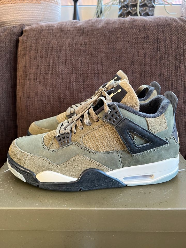 Jordan 4 SE Craft Medium Olive 44 US10 / EU 44 in Ludwigslust