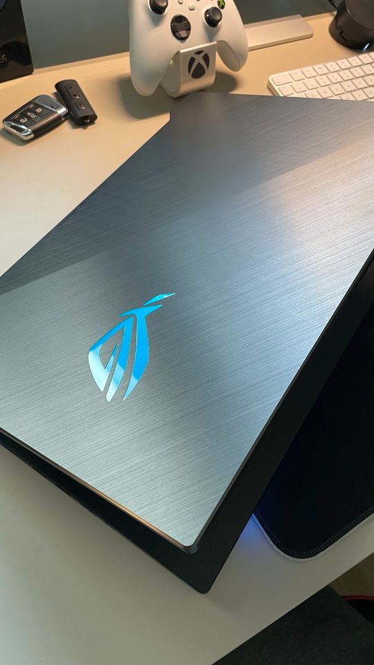 ASUS ROG Strix Scar 2 Gaming Laptop in Bad Wörishofen