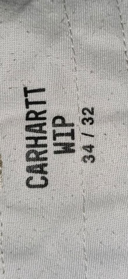 Carhartt Hose  Größe 34/32 in Mandelbachtal