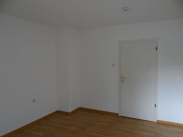 Gepflegte 2 Zimmer Wohnung im 2. Obergeschoss in Calbe (Saale)